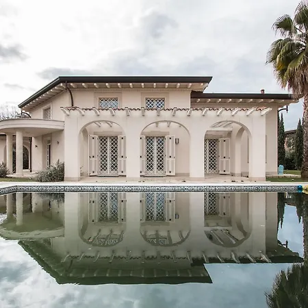 Villa Villas With Pool *
