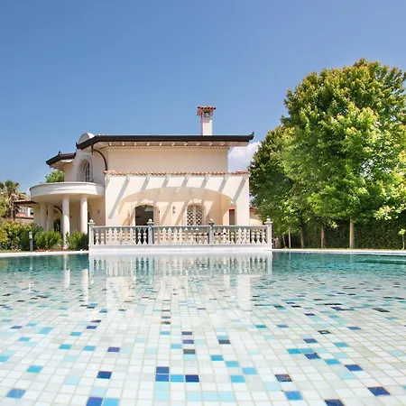 Villa Villas With Pool *