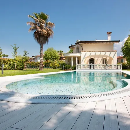 Villas With Pool Villa *