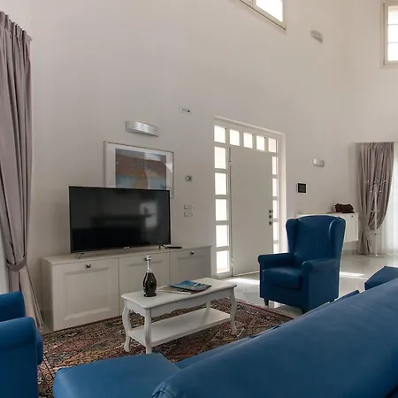Villas With Pool Villa Forte dei Marmi