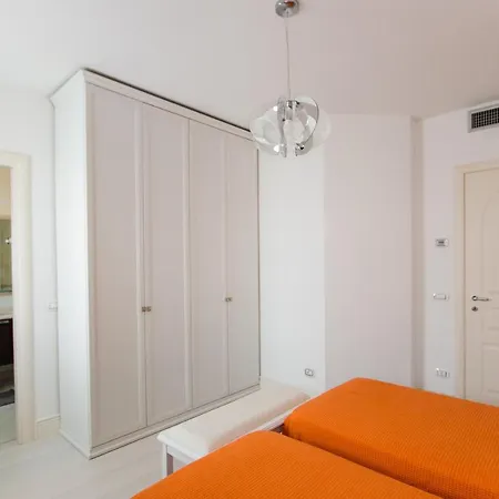 Villas With Pool Forte dei Marmi